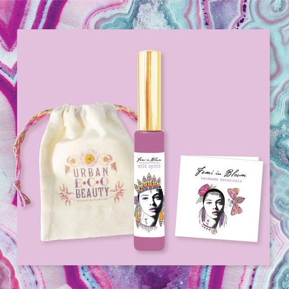 Purple Berry Grape Sheer Tint Organic Lip Gloss Plumper Treatment - Picture 5 of 10